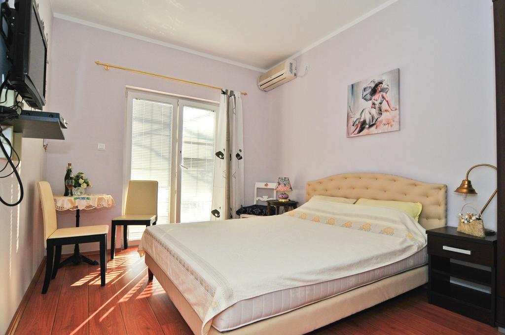 Villa Lastva Apartments Tivat Phòng bức ảnh