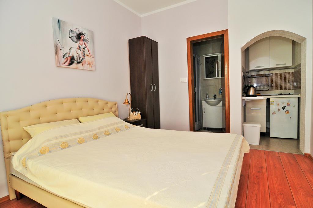 Villa Lastva Apartments Tivat Phòng bức ảnh