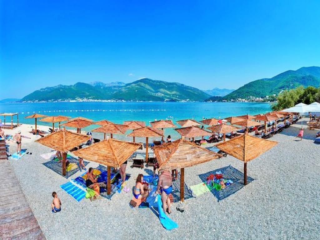 Villa Lastva Apartments Tivat Ngoại thất bức ảnh