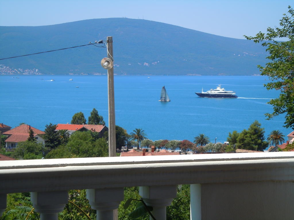 Villa Lastva Apartments Tivat Ngoại thất bức ảnh